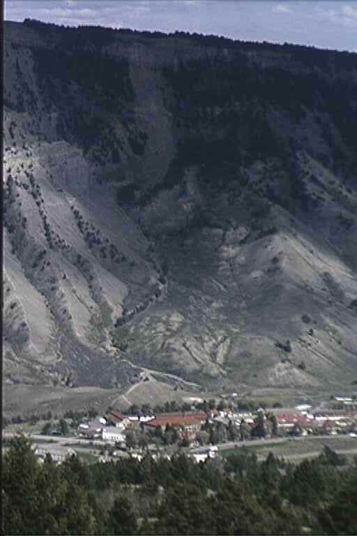 Everts.JPG (33056 bytes)